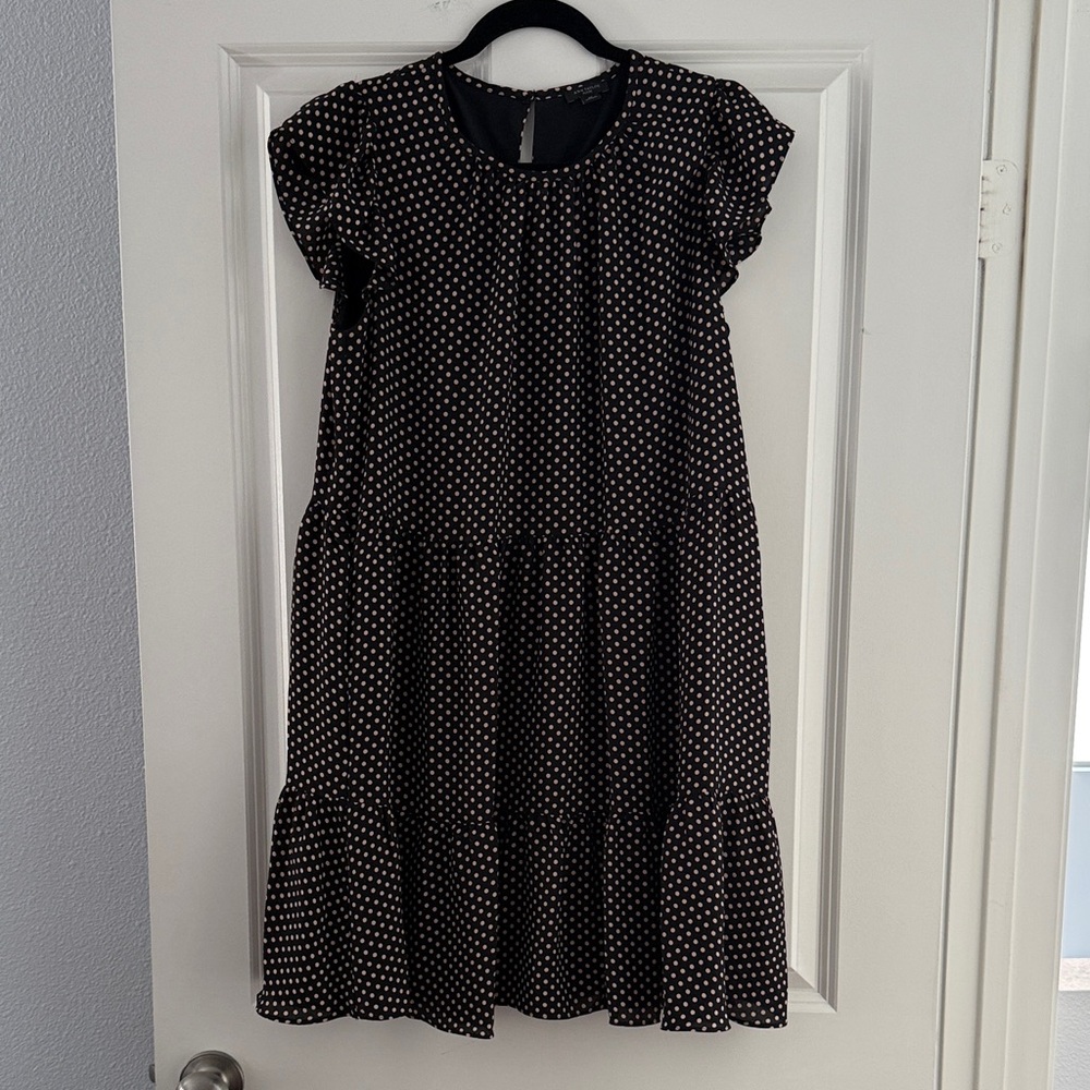 LOT OF DRESSES - Picture 3 of 12